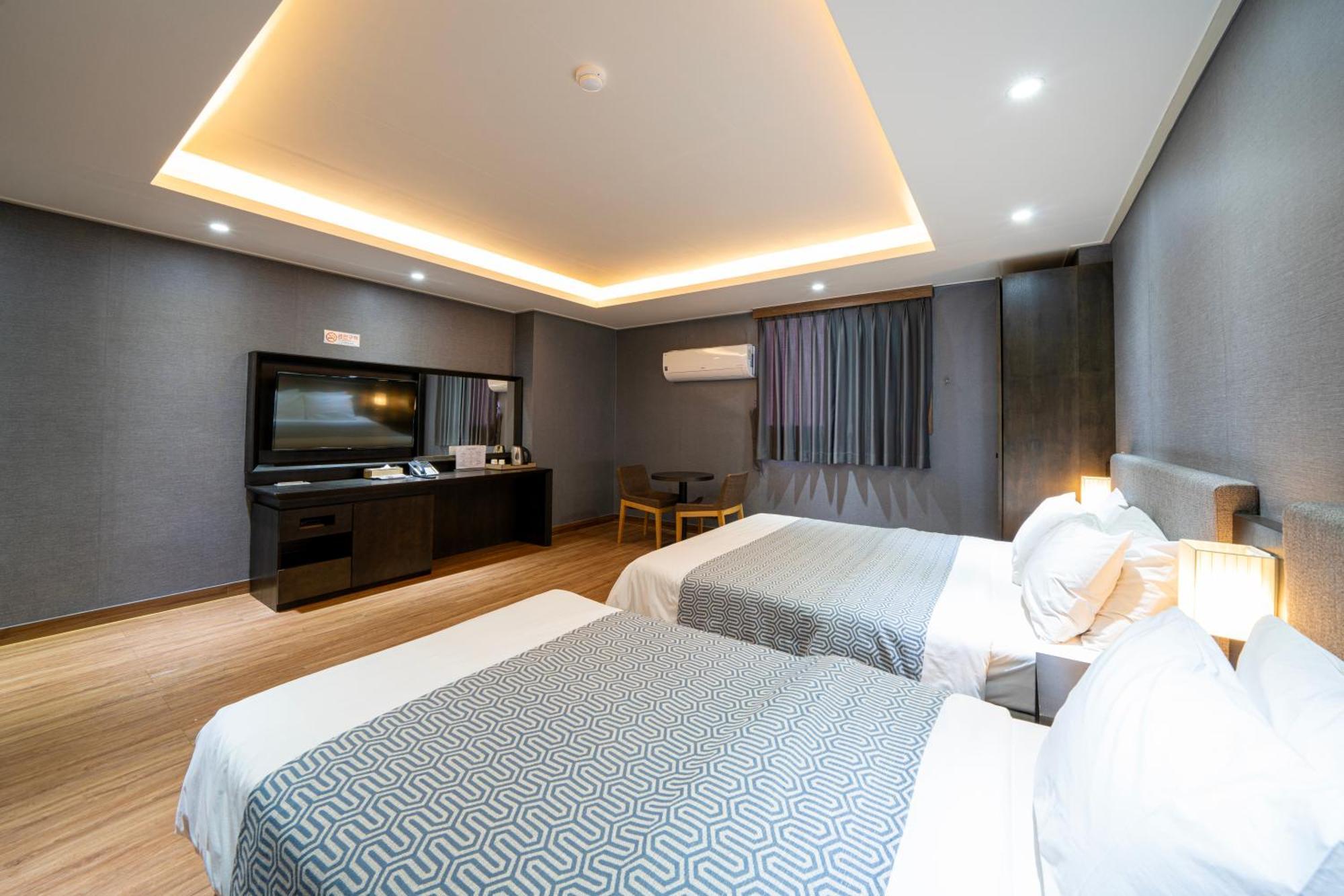 I-Check Hyunjin Hotel Donghae Eksteriør bilde
