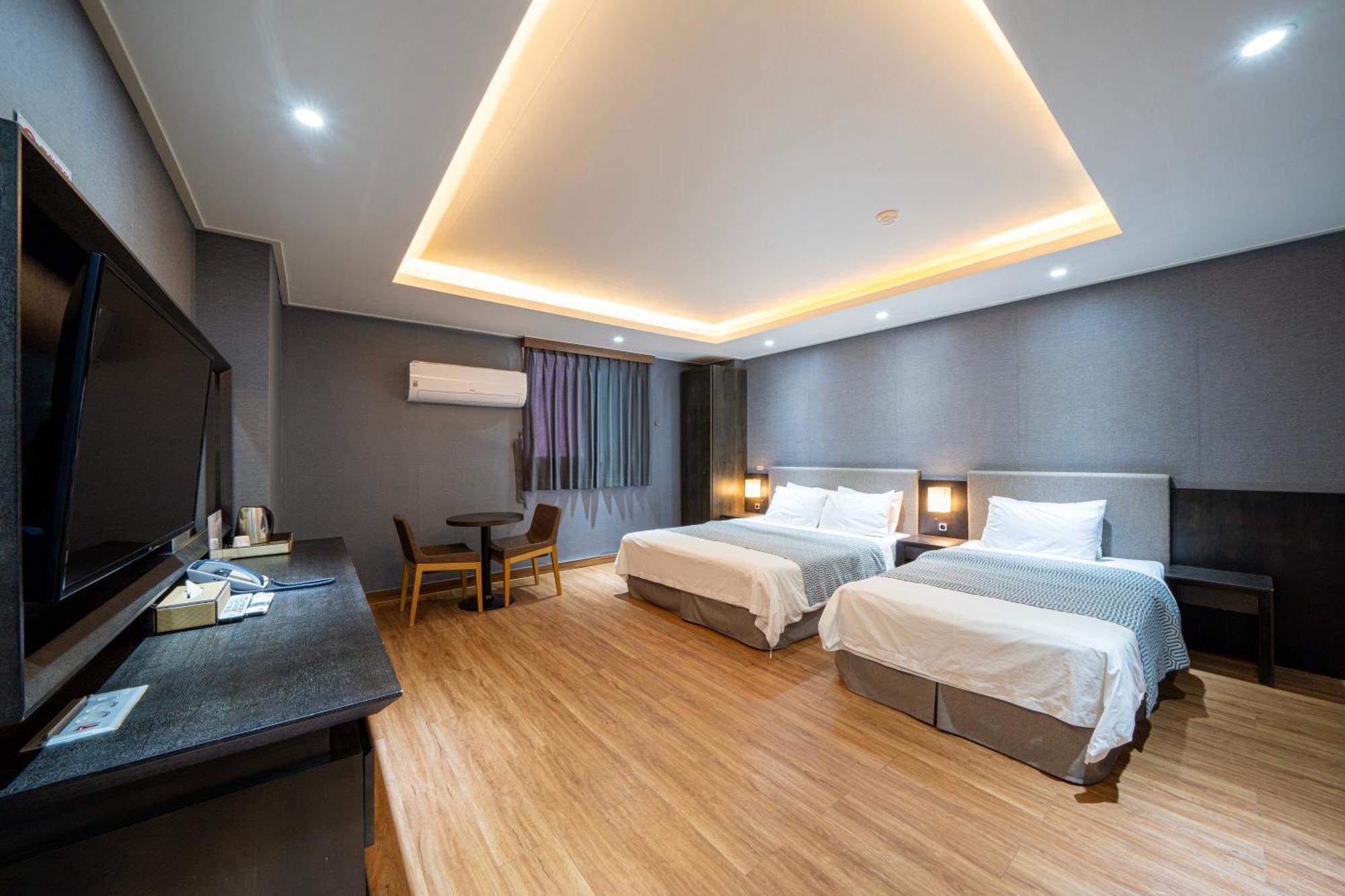 I-Check Hyunjin Hotel Donghae Eksteriør bilde