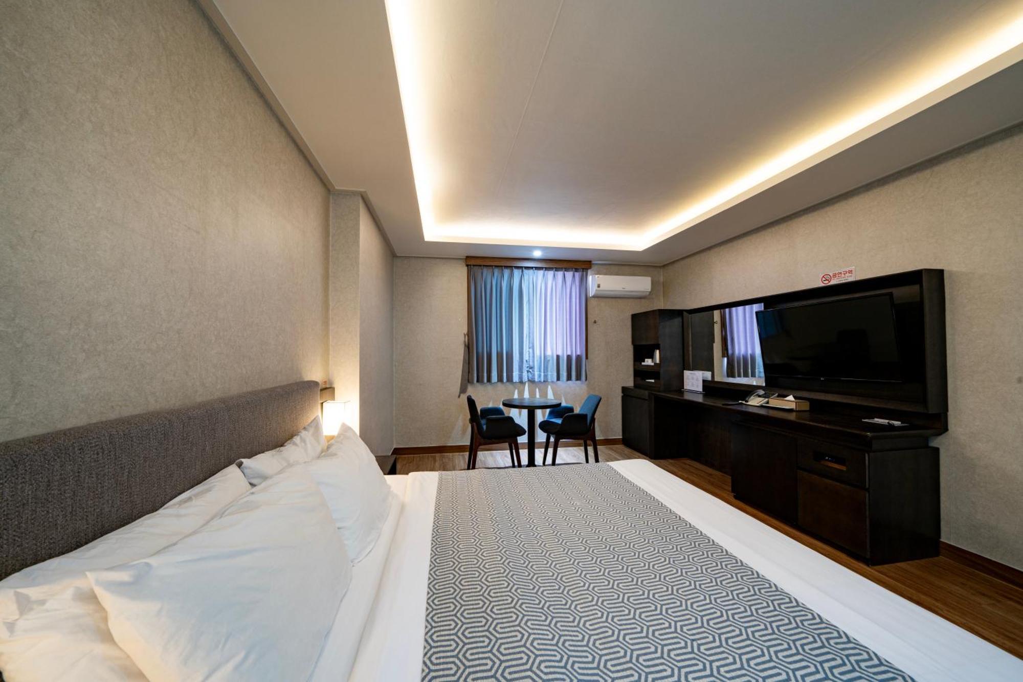 I-Check Hyunjin Hotel Donghae Eksteriør bilde