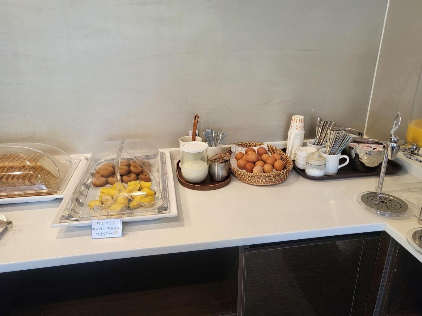 I-Check Hyunjin Hotel Donghae Eksteriør bilde