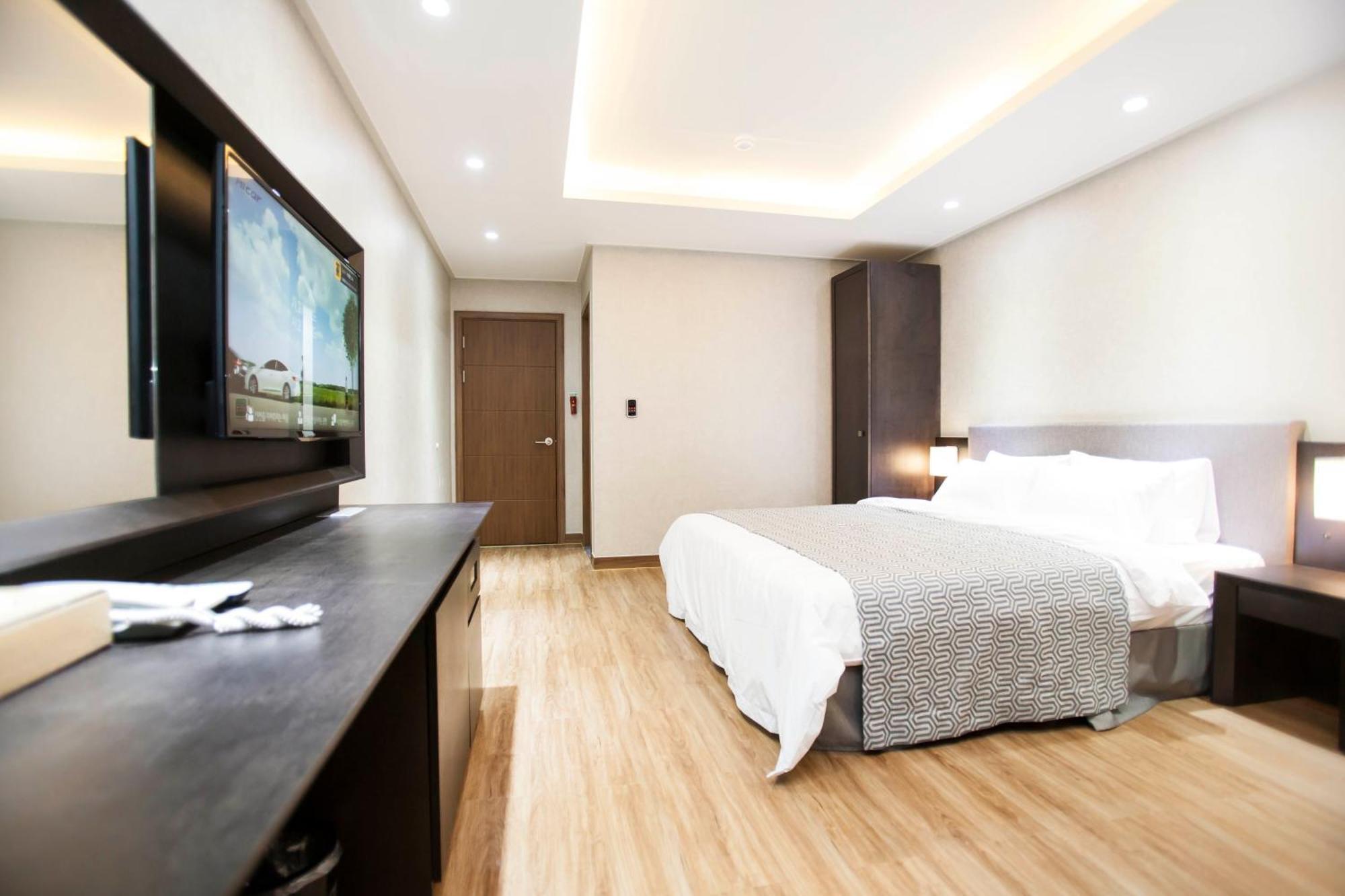 I-Check Hyunjin Hotel Donghae Eksteriør bilde